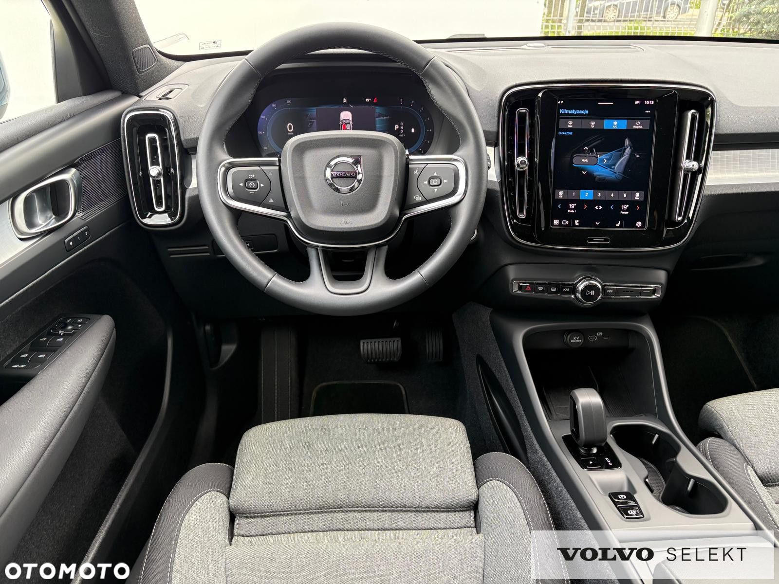 Volvo XC 40 - 19