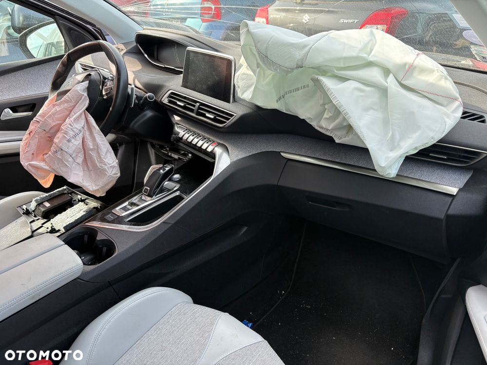 Peugeot 3008 1.2 PureTech Allure Pack S&S EAT8