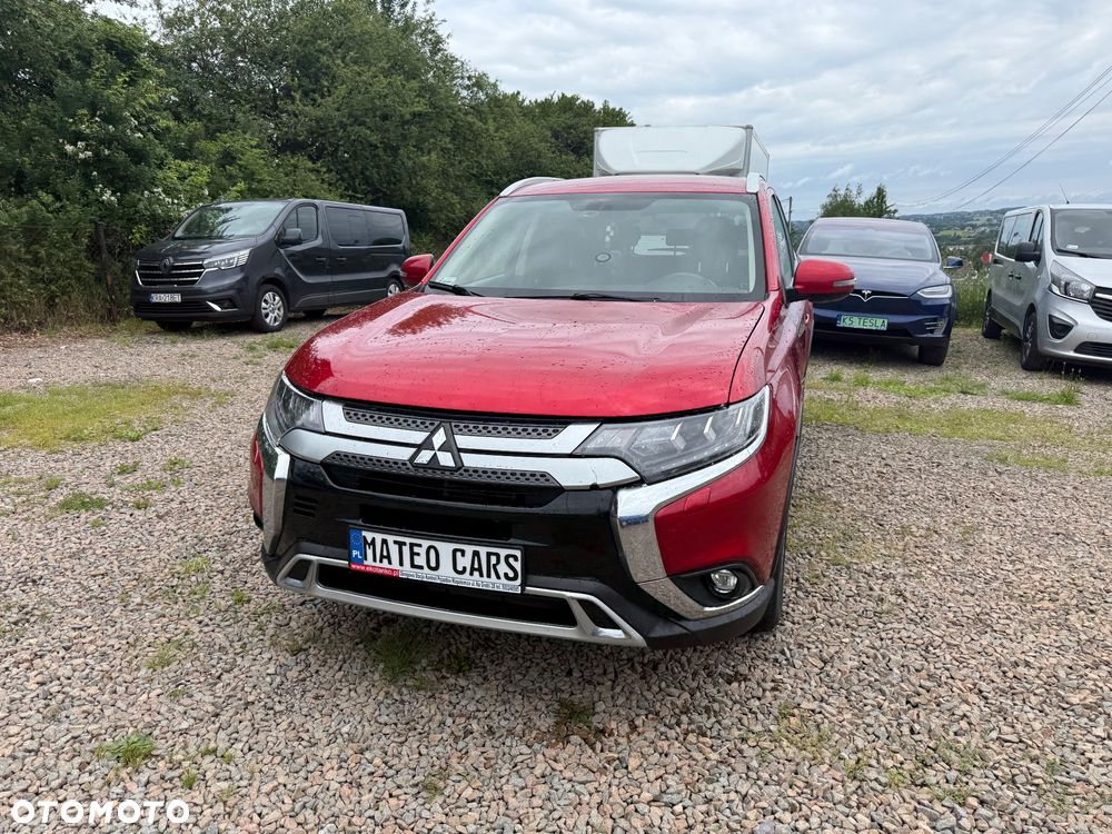 Mitsubishi Outlander 2.0 Intense + Navi 4WD CVT - 19