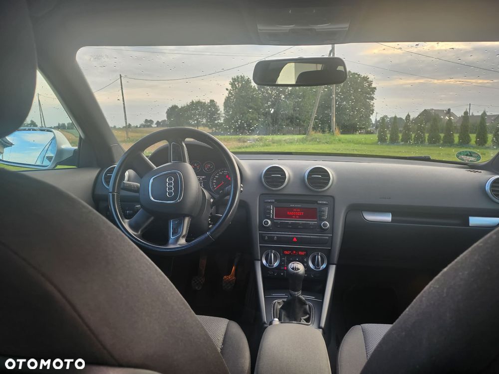 Audi A3 Sportback 1.6 TDI Ambition - 14