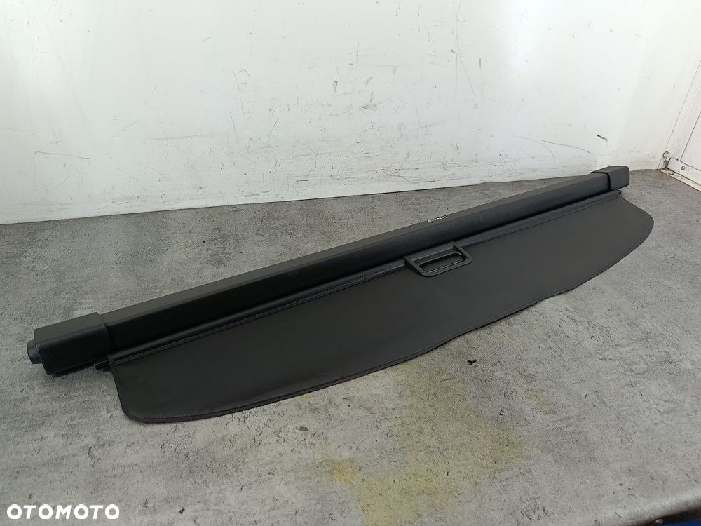 ROLETA BAGAŻNIKA  FIAT CROMA II KOMBI - 1