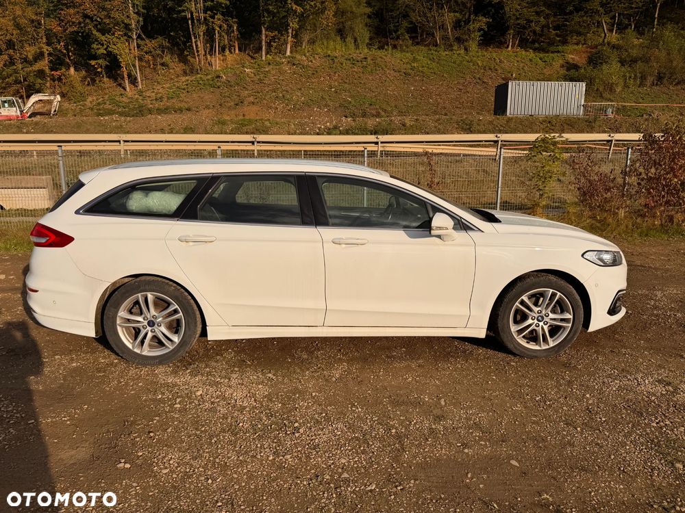 Ford Galaxy - 17