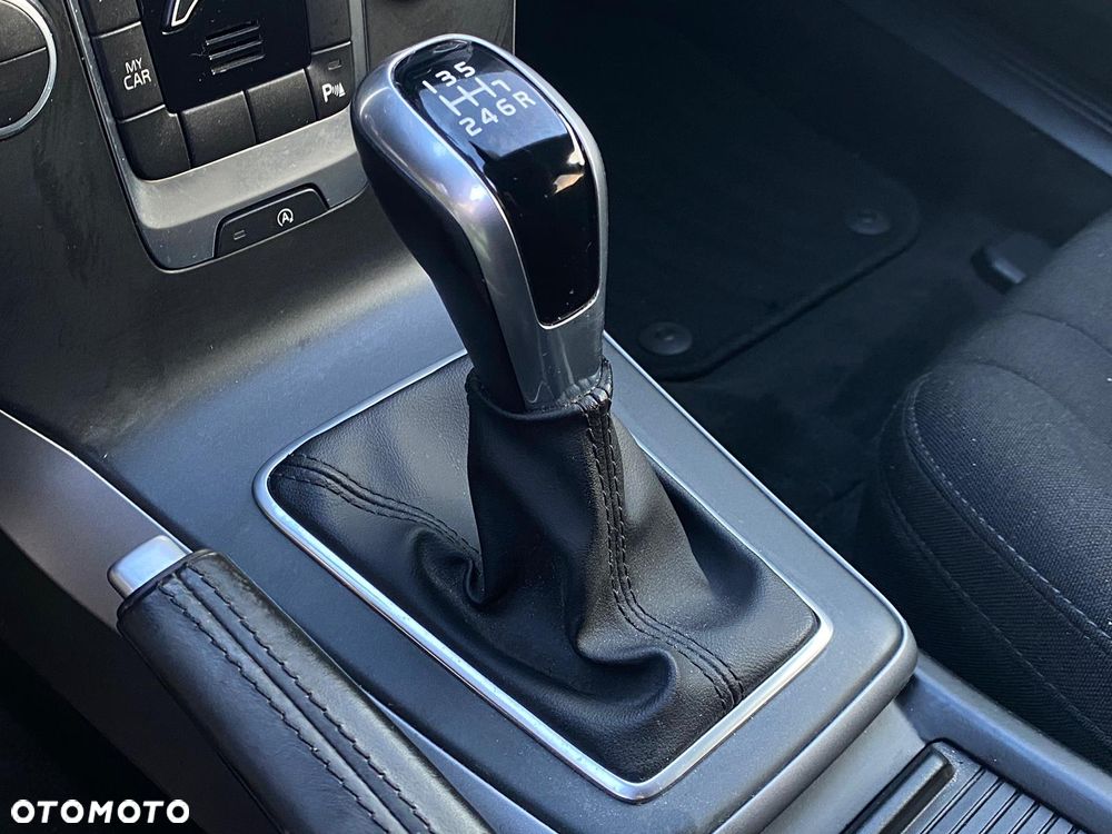 Volvo V40 T3 Drive-E Kinetic - 20