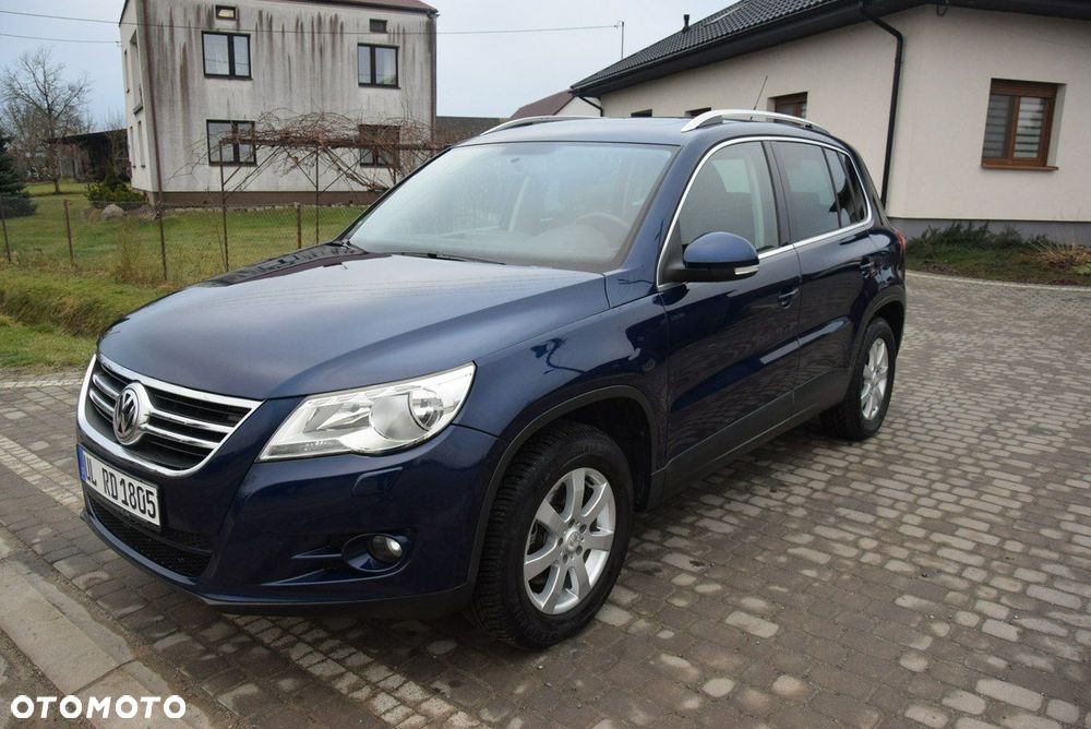 Volkswagen Tiguan 2.0 TDI DPF BlueMotion Technology Sport & Style - 4