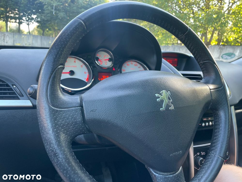 Peugeot 207 120 VTi Premium - 25
