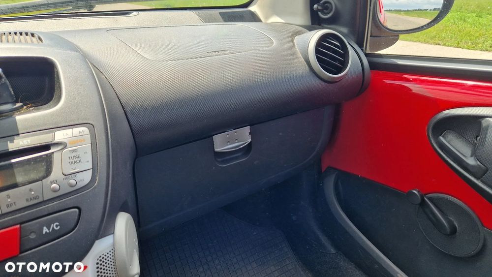 Toyota Aygo 1.0 VVT-i - 16
