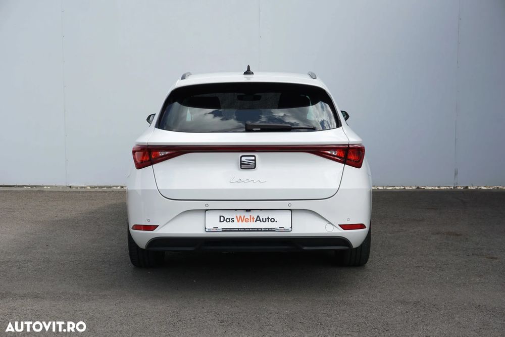 Seat Leon ST 2.0 TDI DSG7 Style - 4