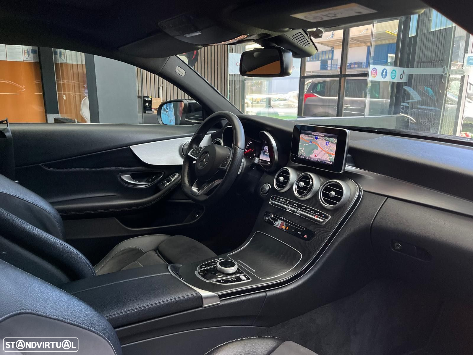 Mercedes-Benz C 250 - 10