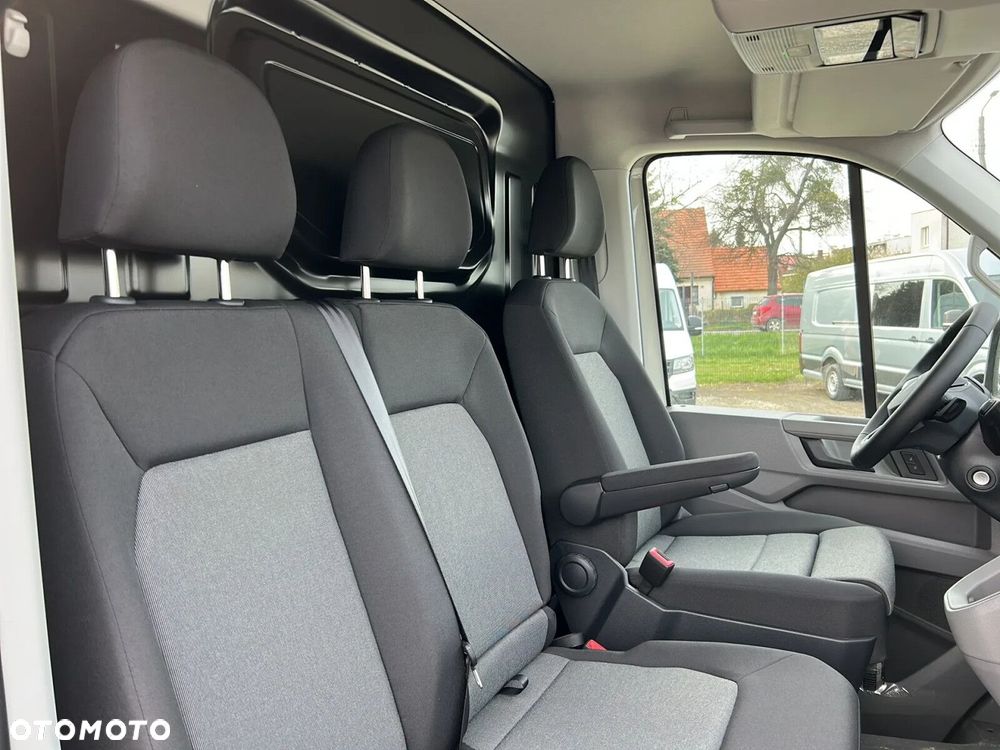 Volkswagen Crafter Volkswagen Crafter 35 Furgon AUTOMAT/L3H3, 2.0TDI 177KM, r.o. 3640 - 17