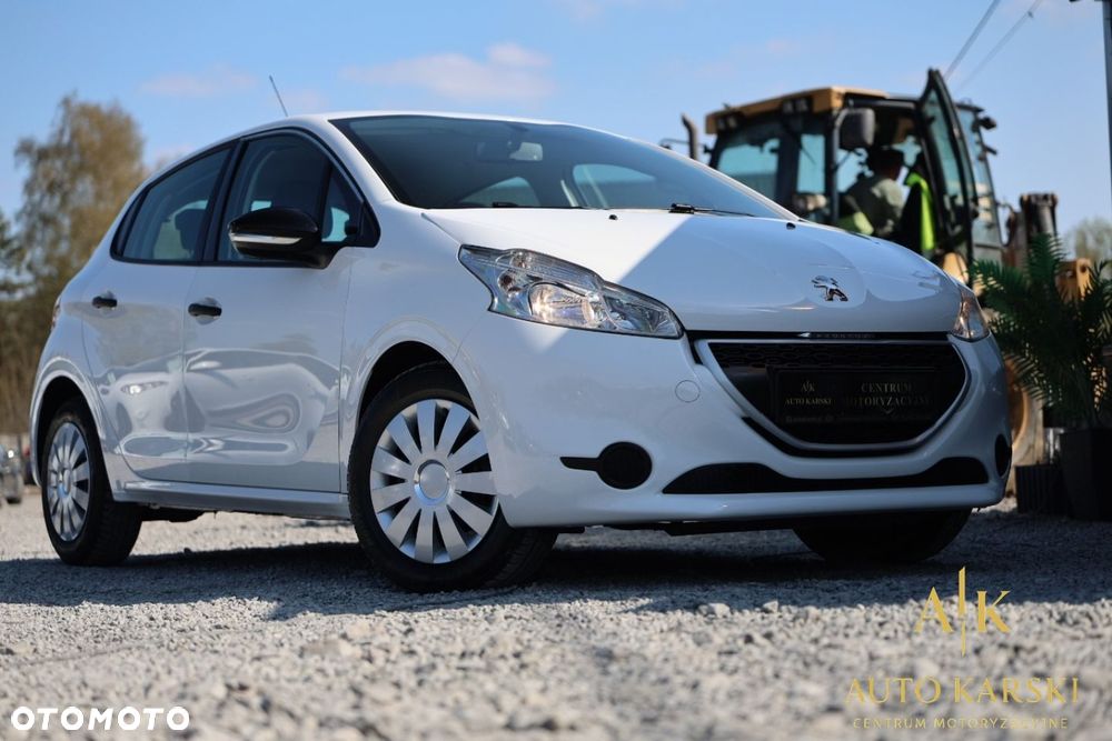 Peugeot 208 - 5