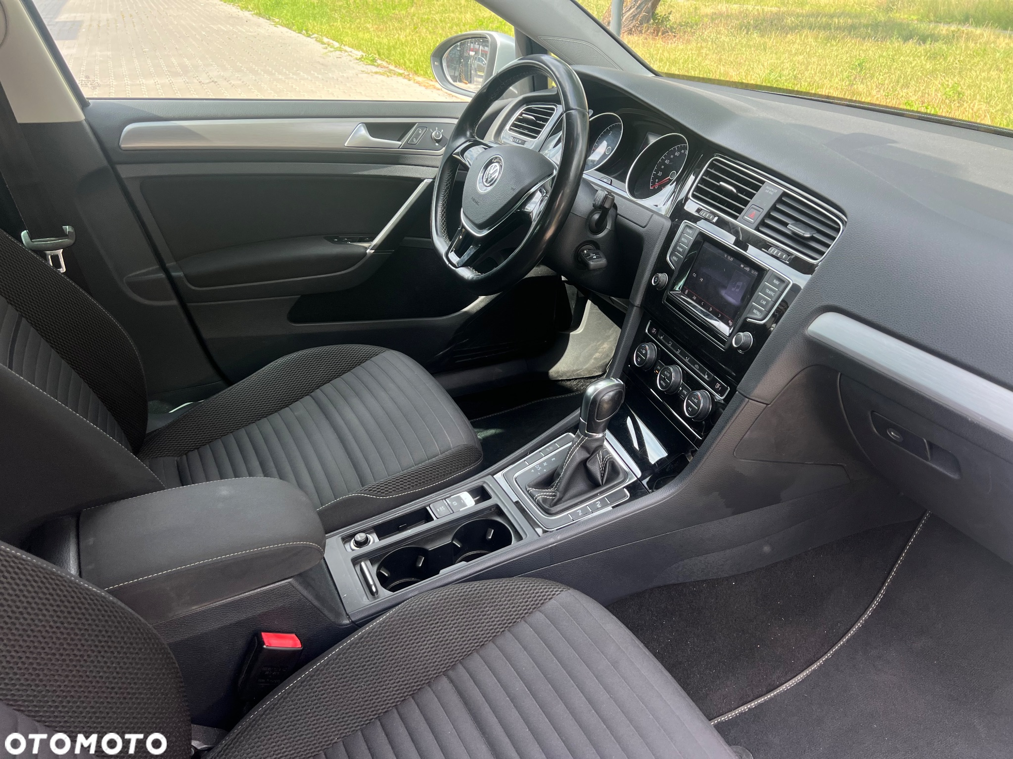 Volkswagen Golf Variant 1.6 TDI BlueMotion Technology DSG Cup - 14
