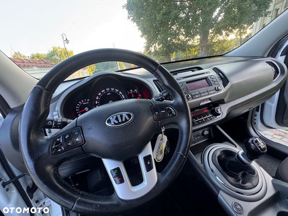 Kia Sportage - 16