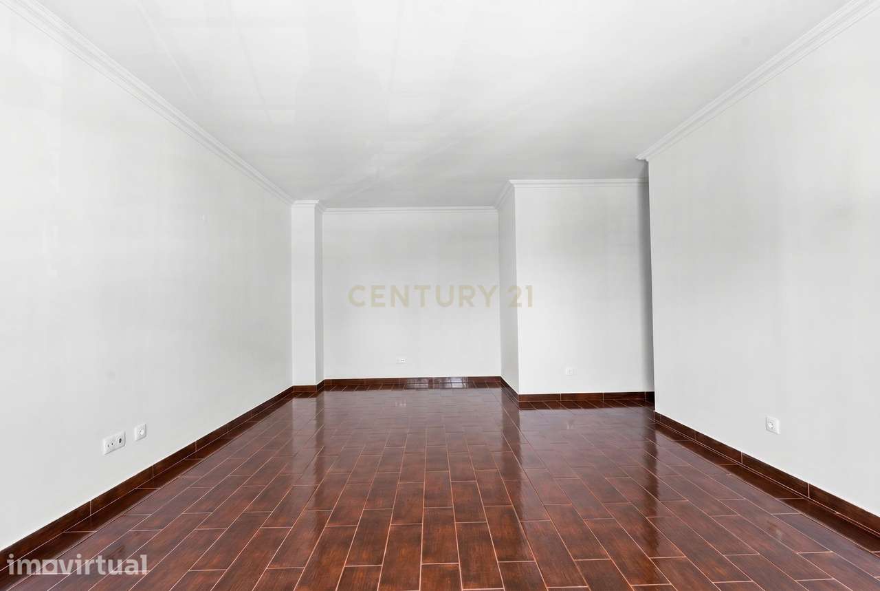 APARTAMENTO T3 BENAVENTE - Grande imagem: 3/39