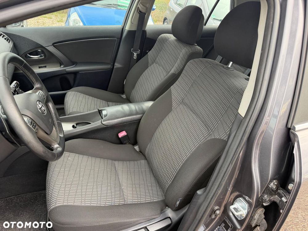 Toyota Avensis 2.2 D-4D Automatik Comfort - 9