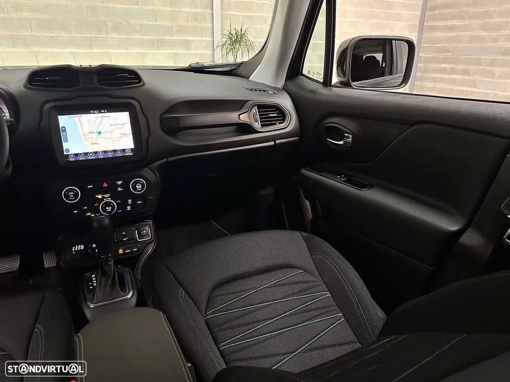 Jeep Renegade 1.3 TG 4Xe Altitude - 13