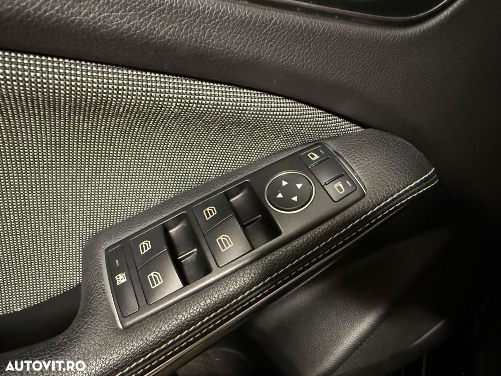 Mercedes-Benz A - 16