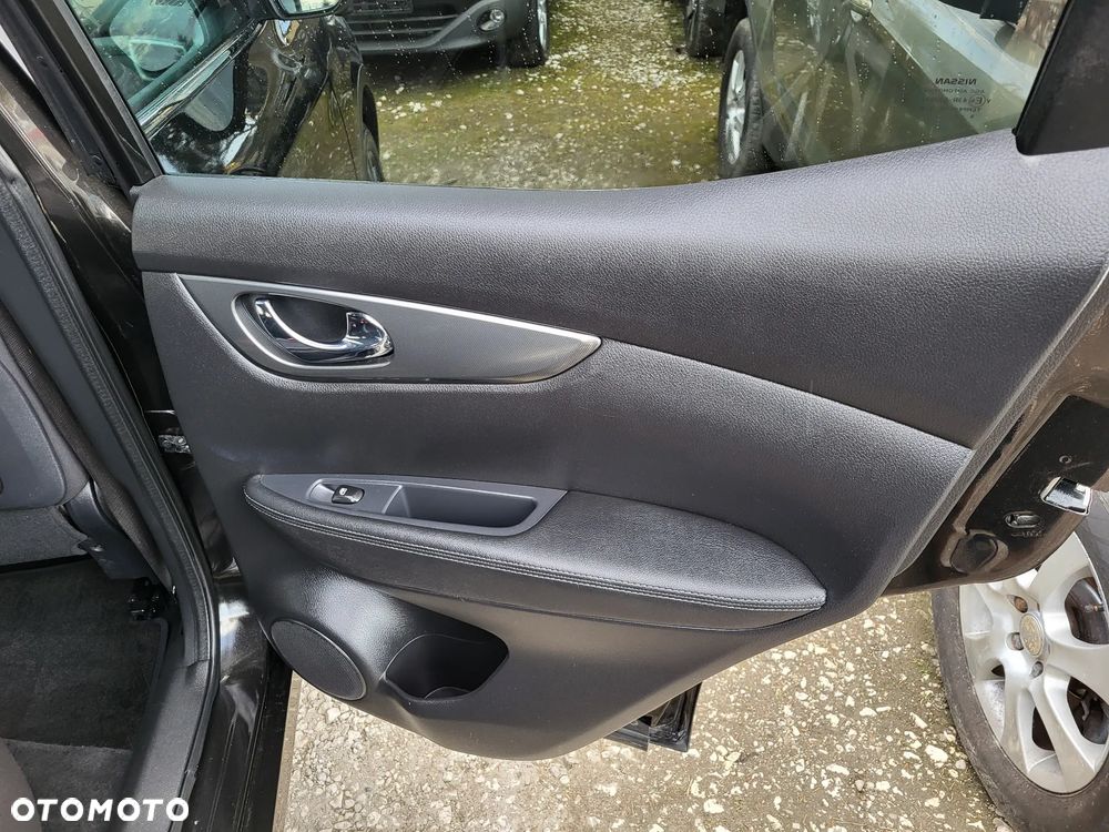 Nissan Qashqai 1.3 DIG-T Tekna+ - 28