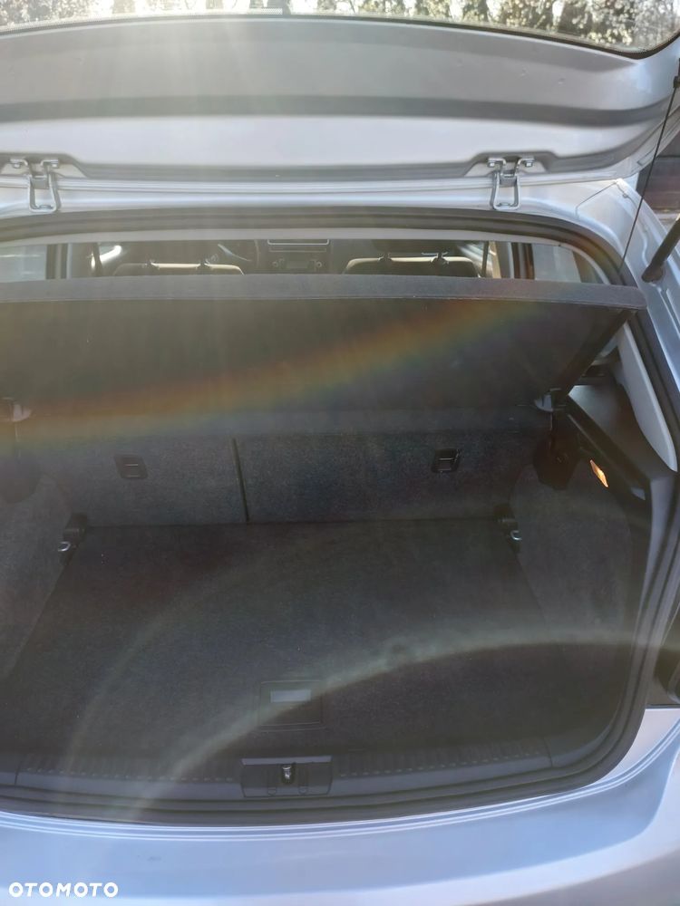 Volkswagen Polo 1.4 16V Comfortline - 9