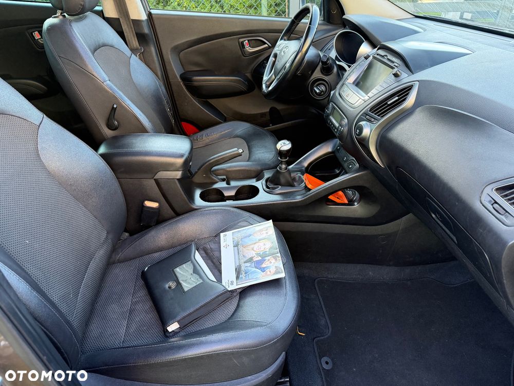 Hyundai ix35 1.7 CRDi Premium 2WD - 8