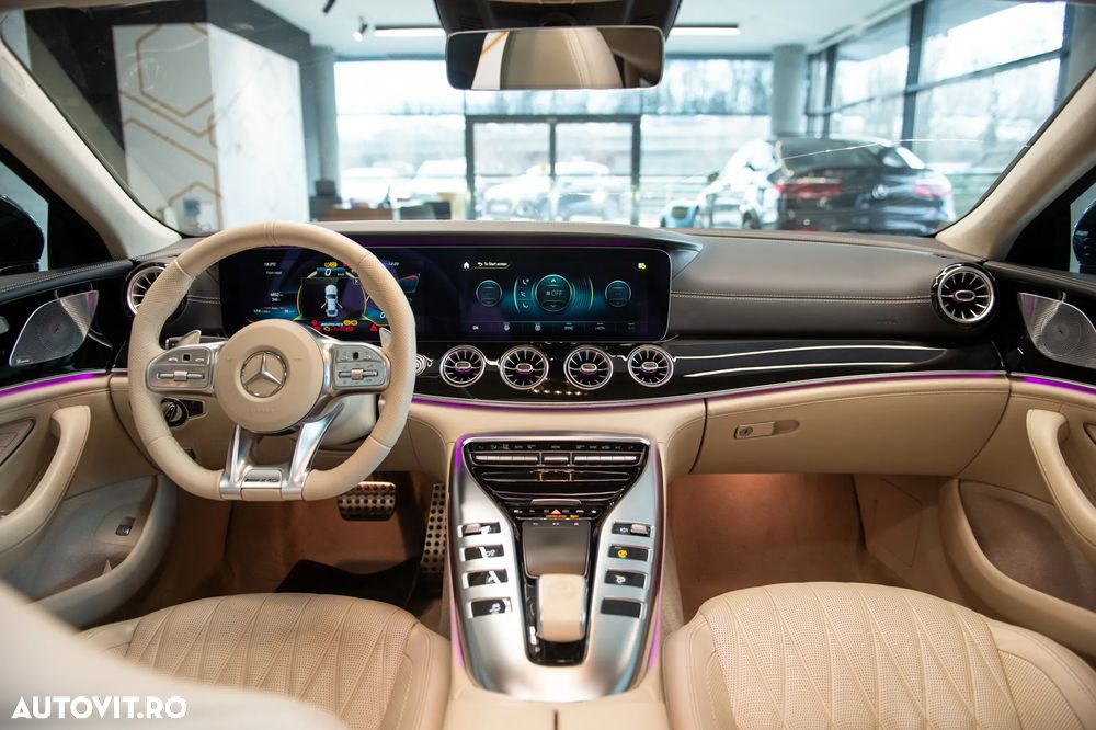 Mercedes-Benz AMG GT - 19