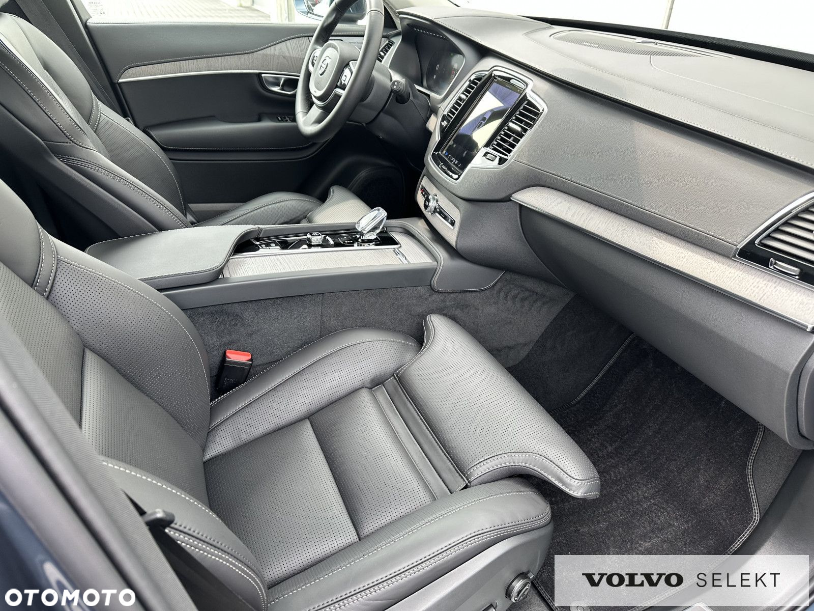 Volvo XC 90 - 13