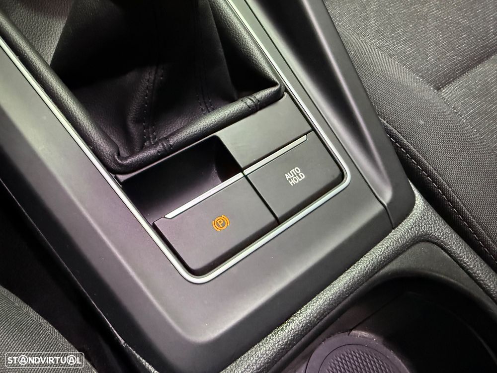 VW Golf 1.0 TSI Sportline - 28