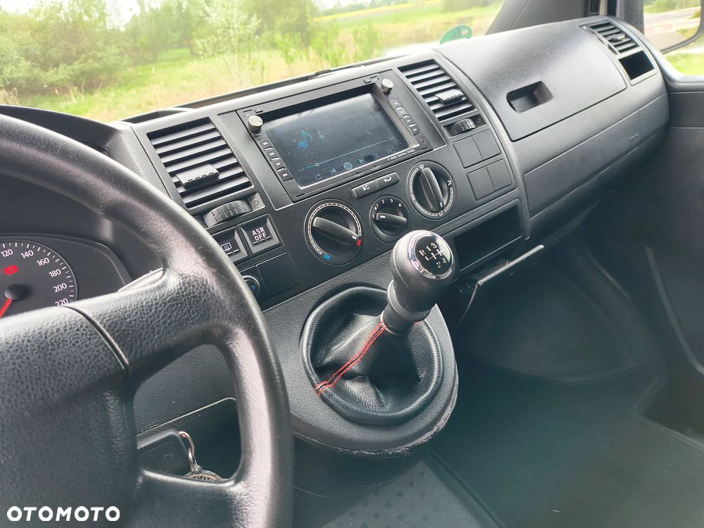 Volkswagen Caravela - 17