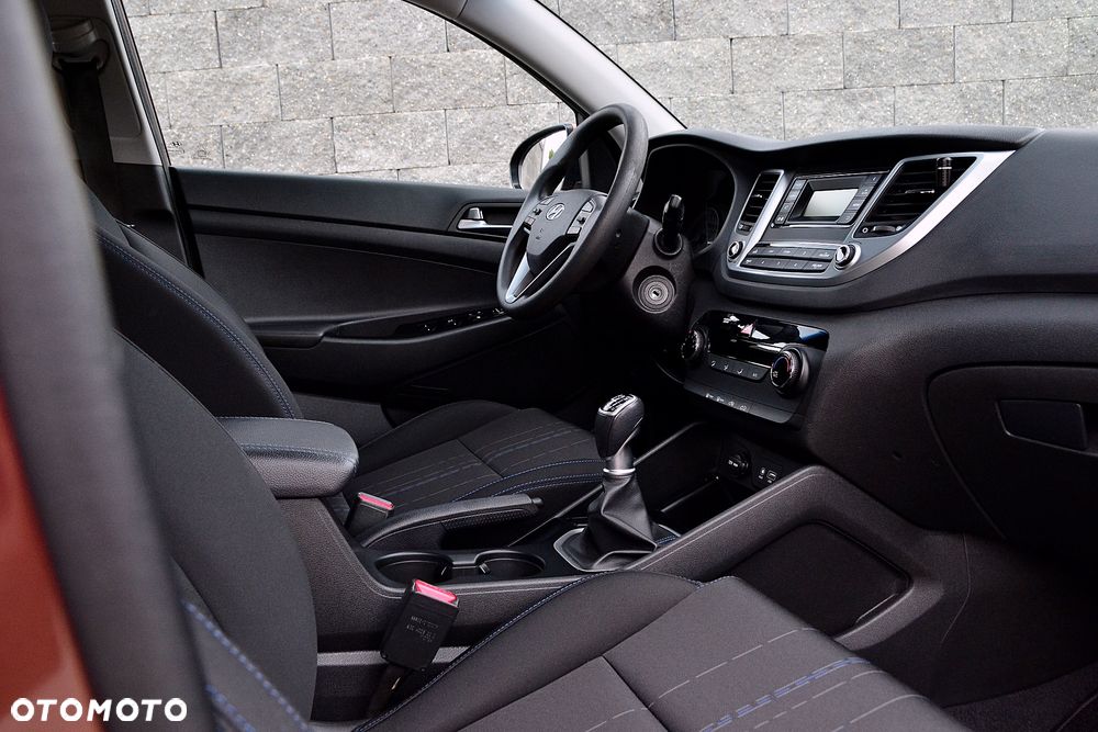 Hyundai Tucson blue 1.7 CRDi 2WD Passion - 12