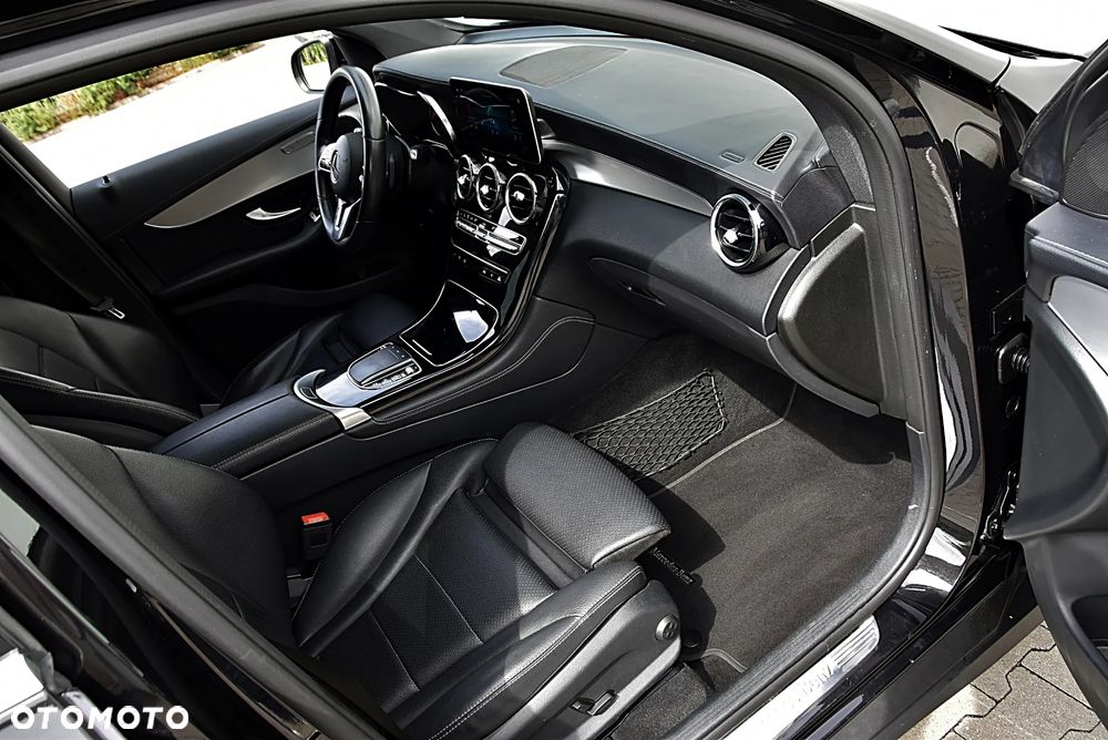 Mercedes-Benz GLC 200 4Matic 9G-TRONIC - 20