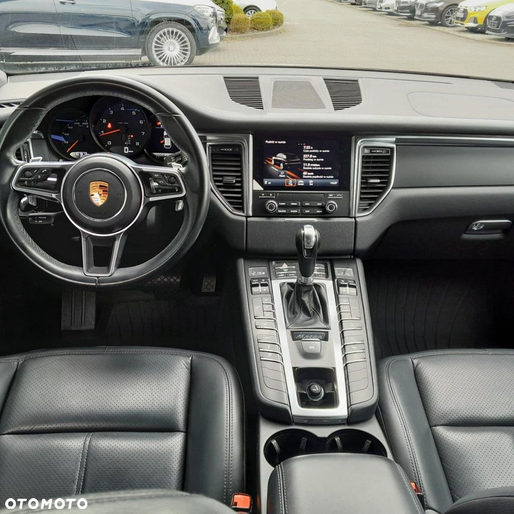 Porsche Macan - 14