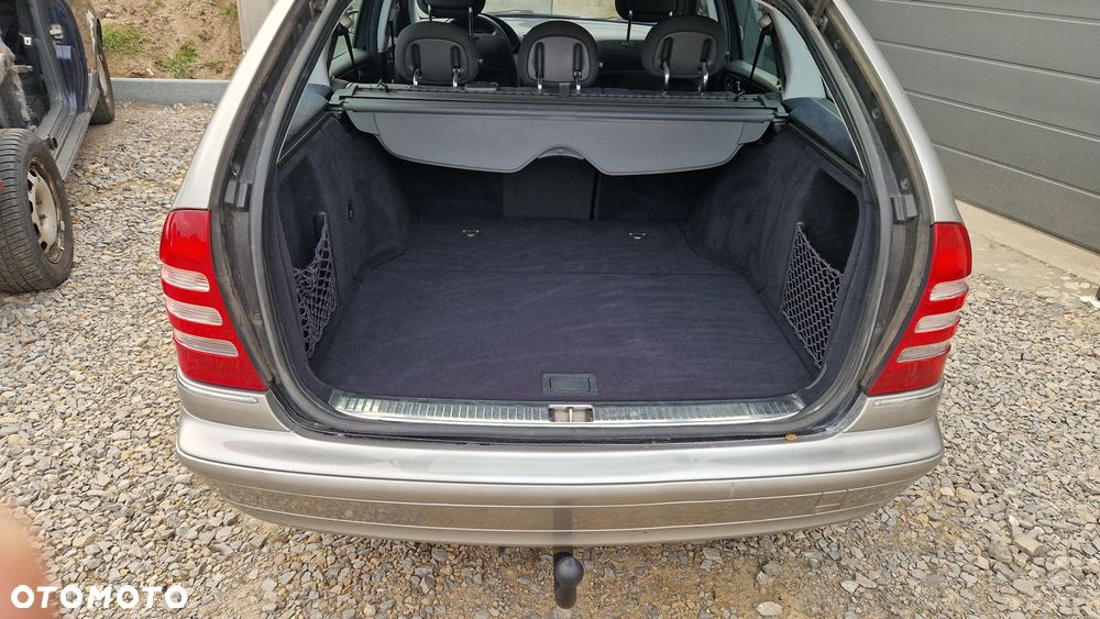 Mercedes-Benz Klasa C 200 Kompressor Automatik Elegance - 40