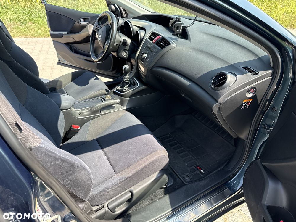 Honda Civic 1.8 Sport - 35