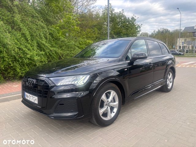 Audi Q7 - 1