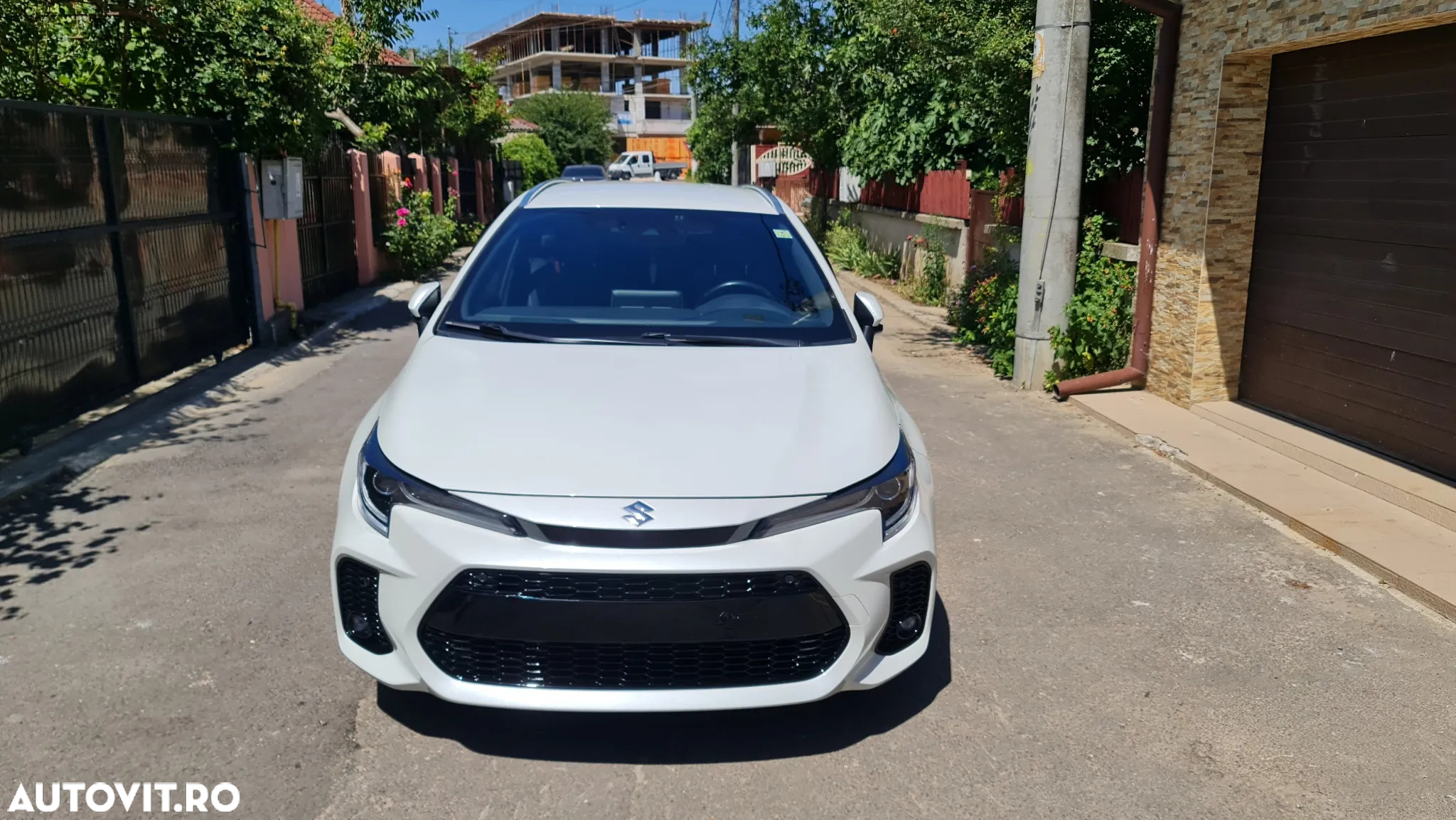 Suzuki Swace 1.8 Hybrid CVT Comfort+ - 2