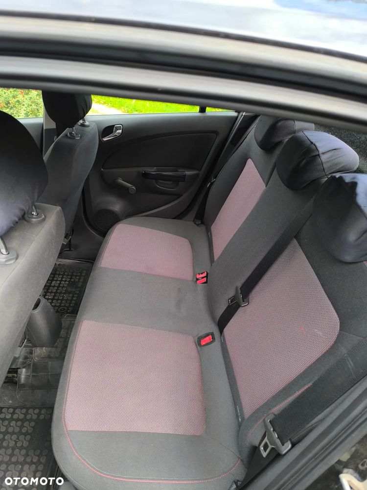 Opel Corsa 1.4 16V Sport - 5