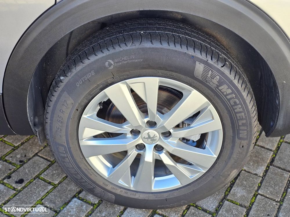 Peugeot 5008 PureTech 130 EAT8 Stop & Start Active Pack - 23