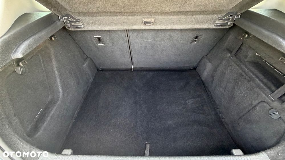 Opel Astra 1.4 Turbo - 26