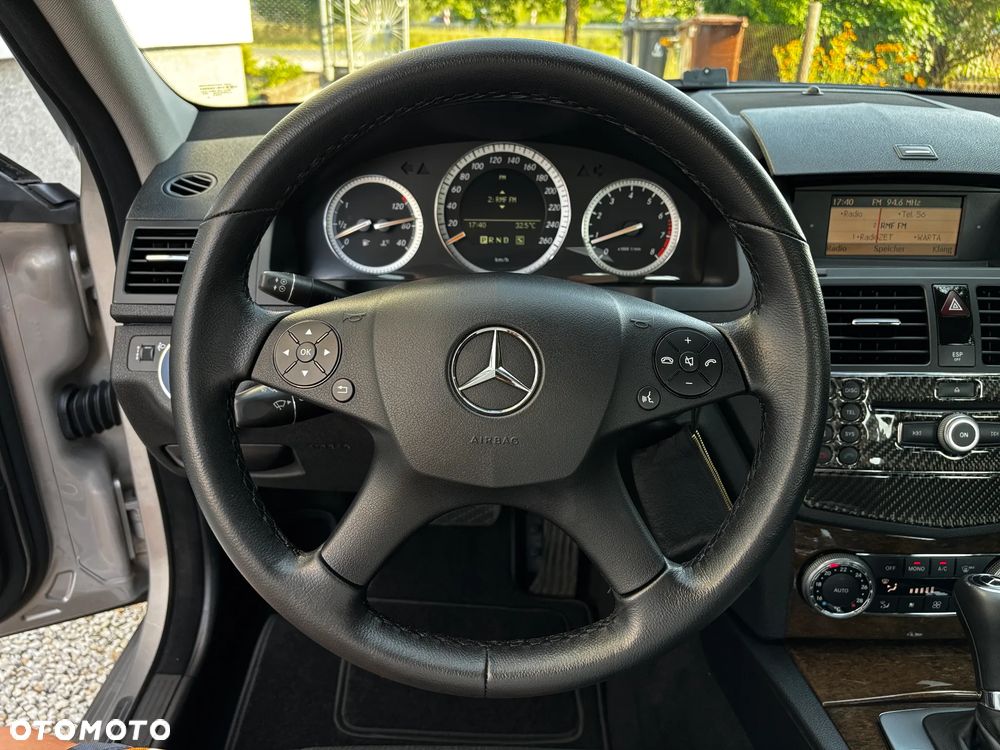 Mercedes-Benz Klasa C - 31