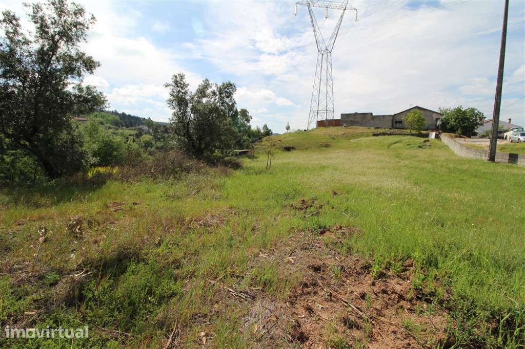Terreno plano para construção em zona residencial de Brasfemes - Coimb - Grande imagem: 2/9