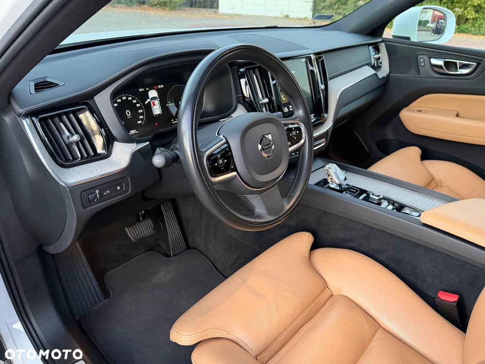 Volvo XC 60 - 25