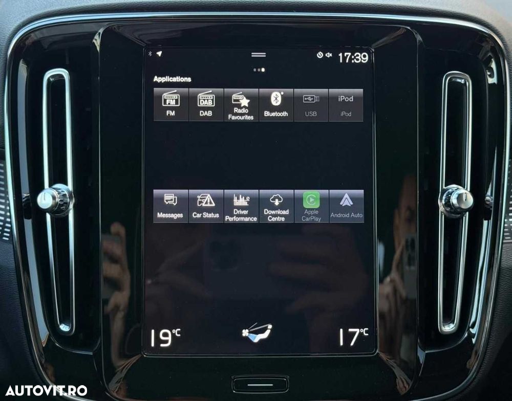 Volvo XC 40 Recharge T5 Twin Engine AT7 R-Design - 29