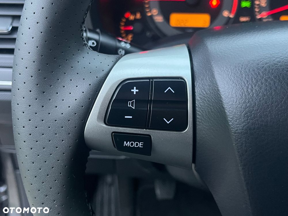 Toyota Auris 1.6 Life - 16