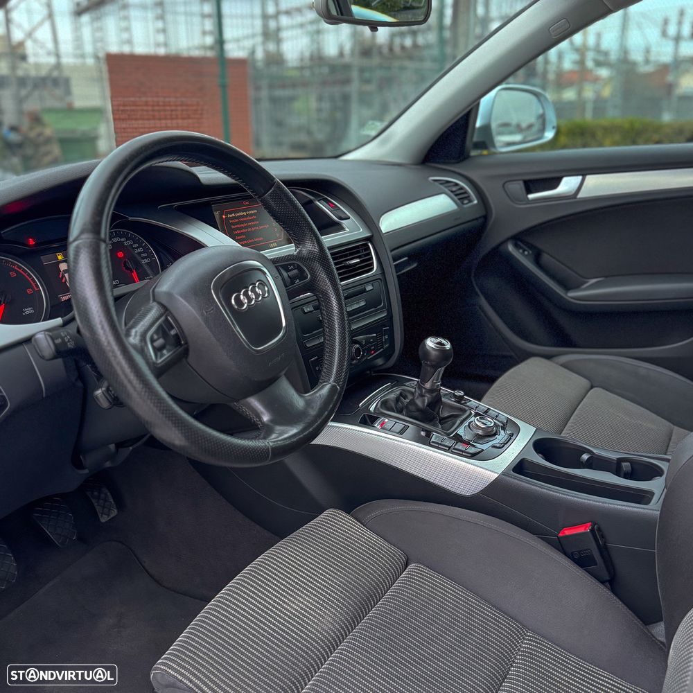 Audi A4 Avant 2.0 TDi Advance - 6