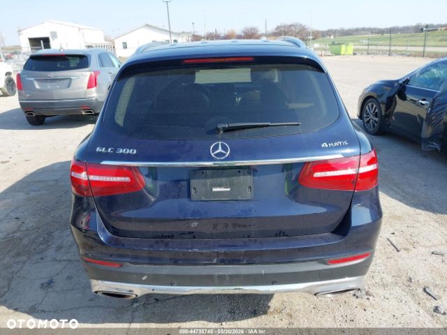 Mercedes-Benz GLC 250 4-Matic - 12