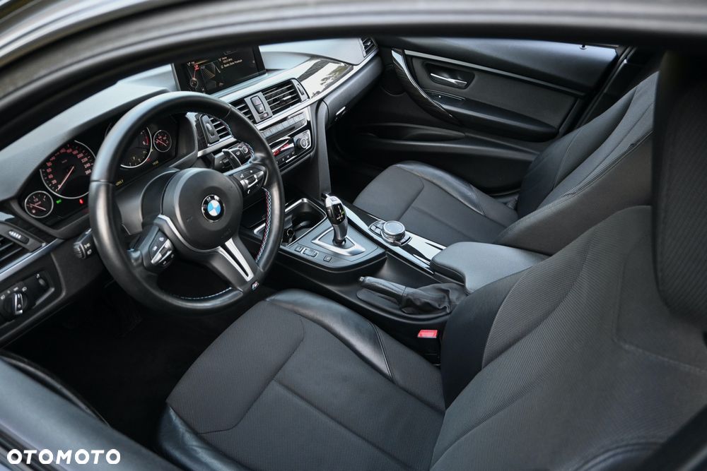 BMW Seria 3 320d Sport-Aut Luxury Line - 16