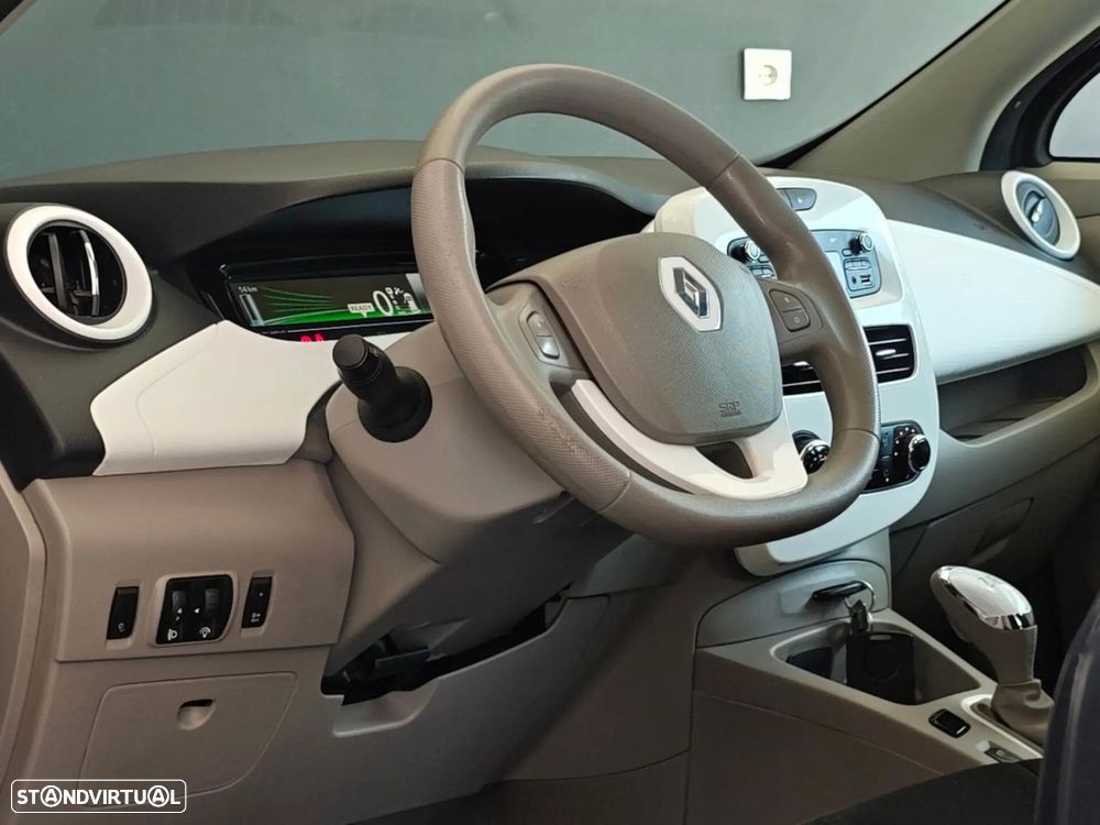 Renault Zoe (c/ Bateria) Life - 28