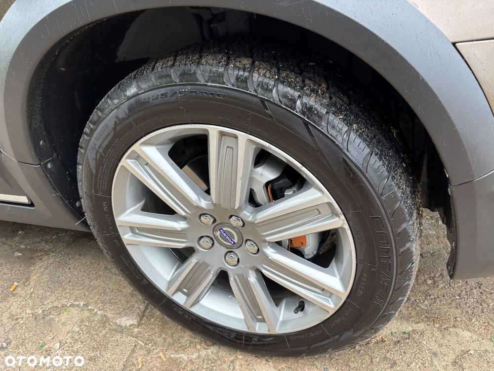 Volvo XC 70 - 30