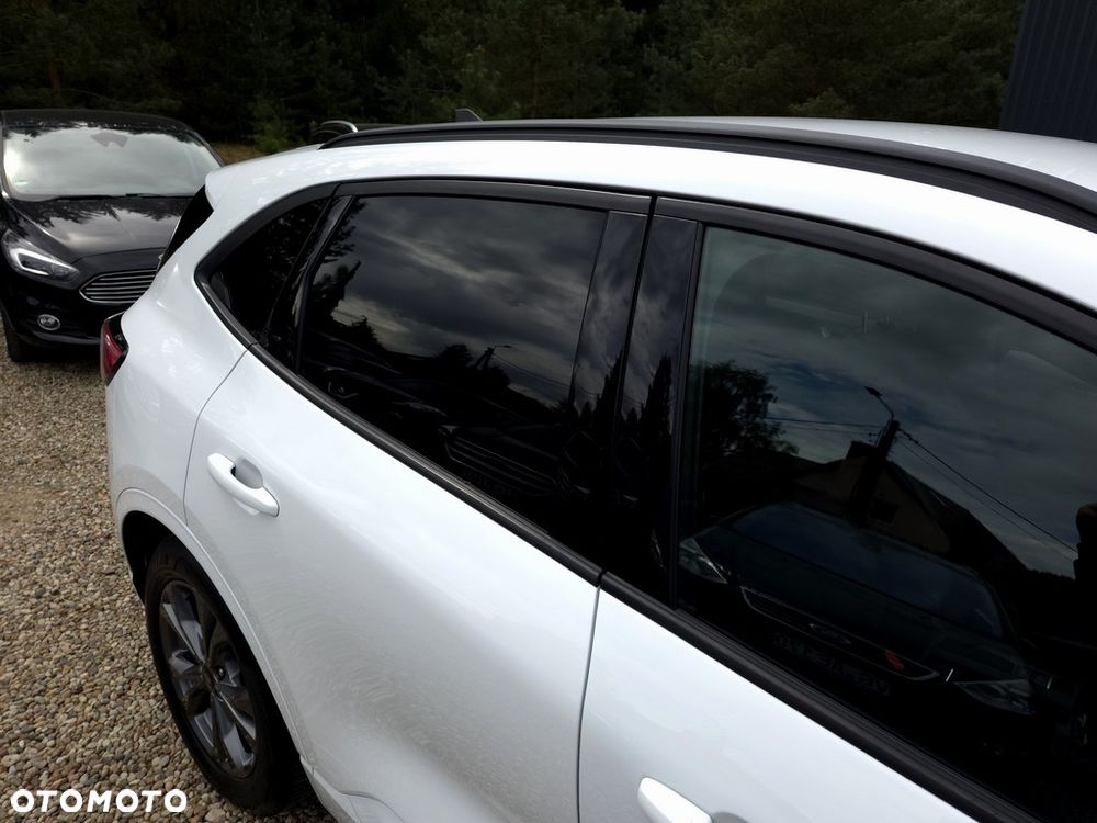 Ford Kuga 2.0 EcoBlue mHEV FWD ST-Line - 24