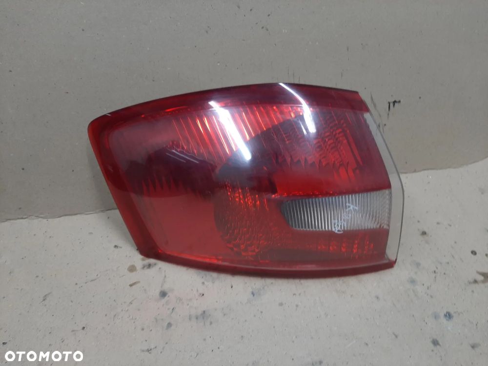 lampa tył lewa Ford KUGA MK1 Hella Europa 167097 - 2