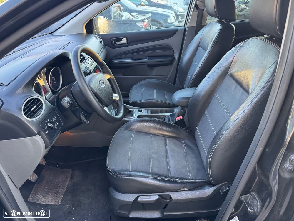 Ford Focus SW 1.6 TDCi Titanium - 9